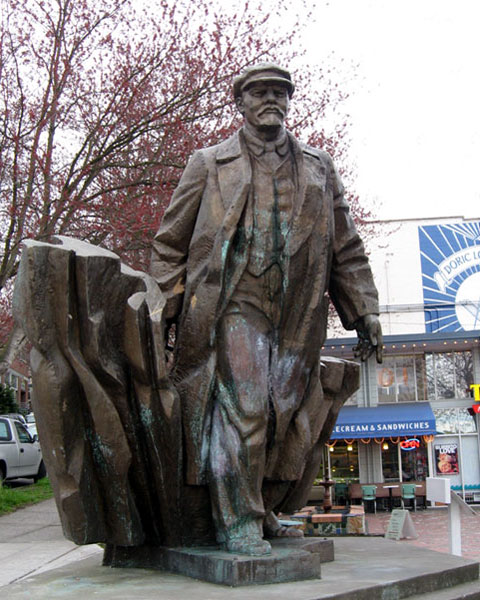 fremont seattle statues